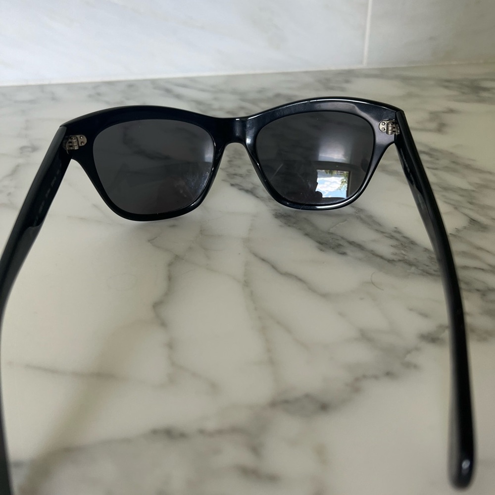 Oliver Peoples sunglasses. Sofee model. - Picture 3 of 5